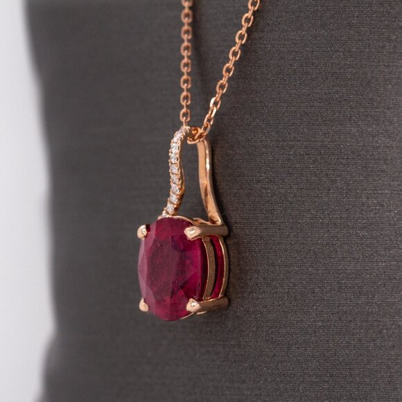2.6cts Madagascar Ruby Pendant in Solid 14K Rose Gold with Natural Diamonds - Picture 4 of 8